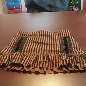 Brown and black  velvet laced used frilly skirt